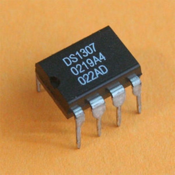 50 pcs DS1307 DIP-8 Serial Real-Time Clock Dallas