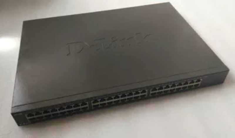 D-Link DES-1048 48