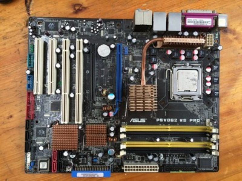 ASUS/P5WDG2 WS PRO 975X 64 - Click Image to Close