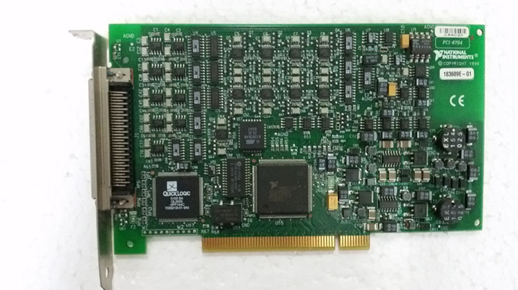 NI PCI-6704