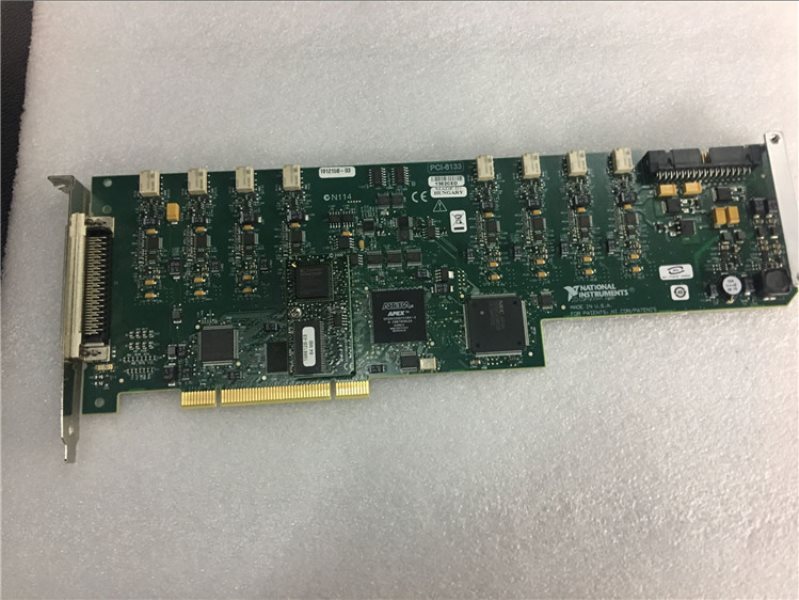 NI PCI-6133 PXI-6133